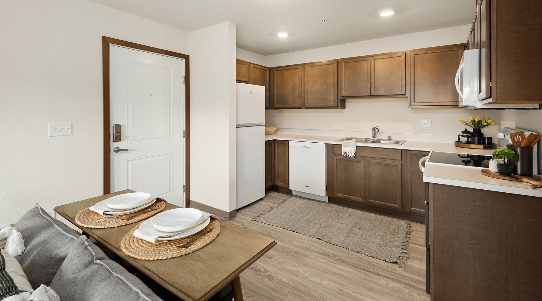 1 Bedroom Kitchen well lit kitchen